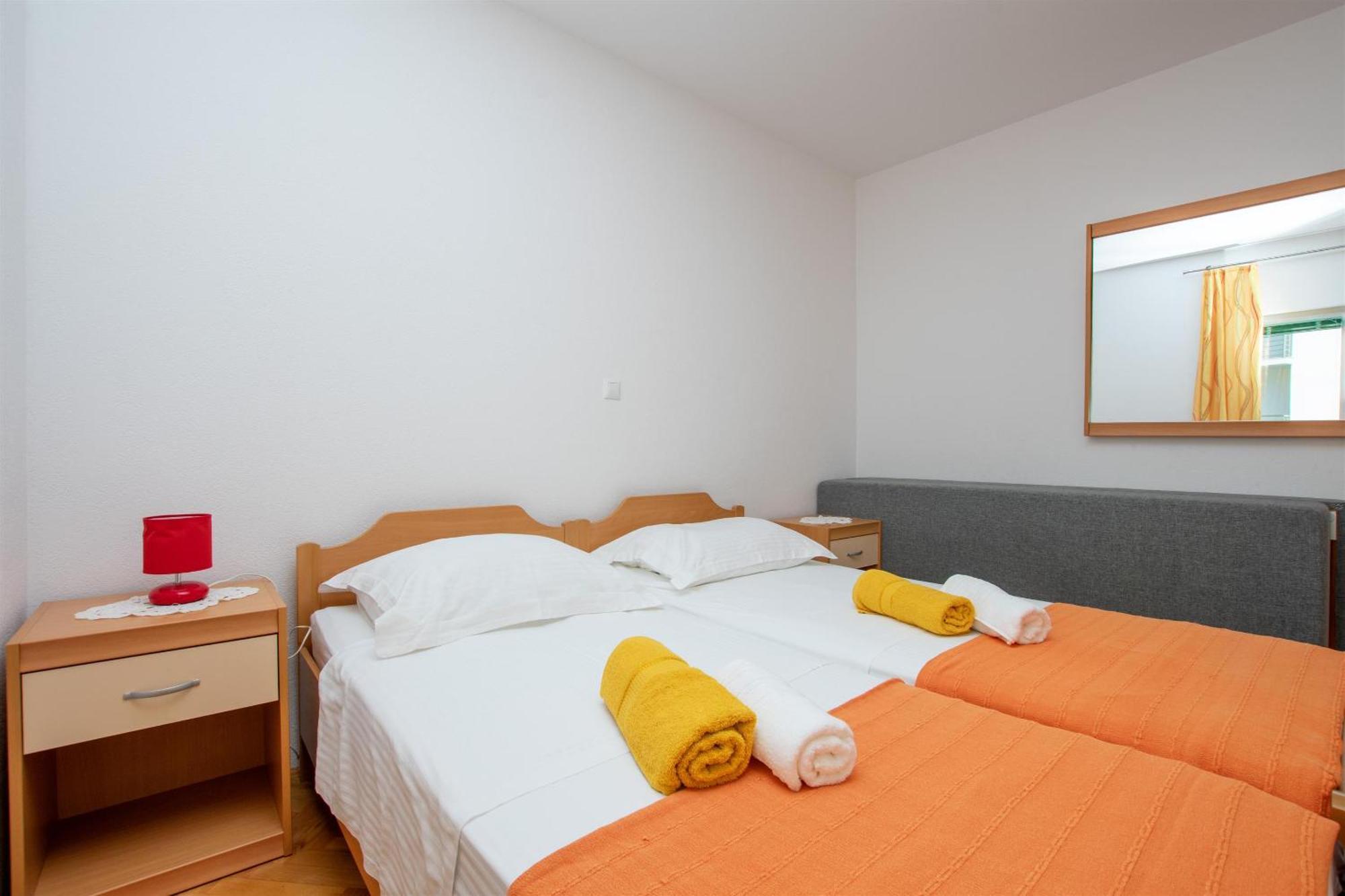 Apartment Zdravko โอมิช ภายนอก รูปภาพ