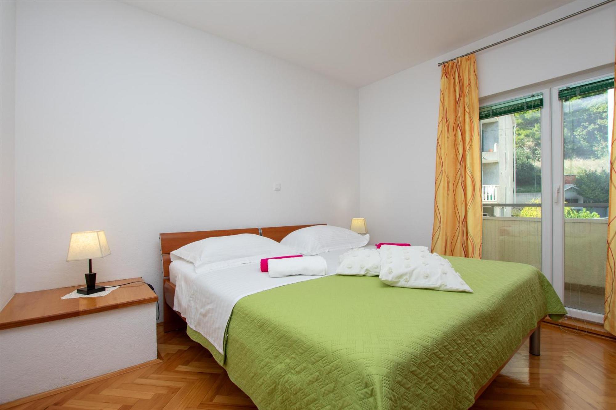 Apartment Zdravko โอมิช ภายนอก รูปภาพ
